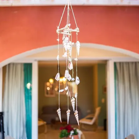 Апартаменты Helen Corfu House