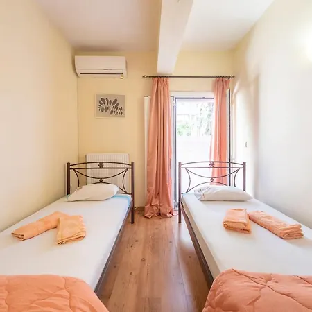 Helen Corfu House *