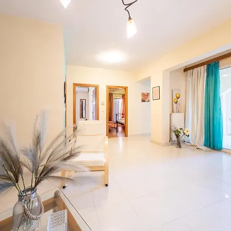 Helen Corfu House Апартаменты