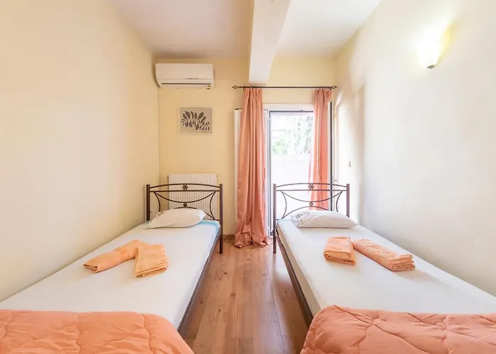 Helen Corfu House *